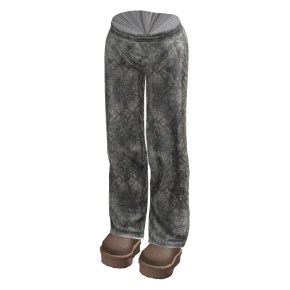 Oversized Camo Baggy Sweatpants w/ Platform Shoes