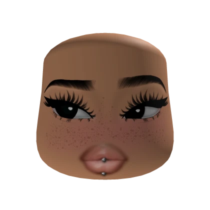 Baddie Babe w/ lip piercing 
