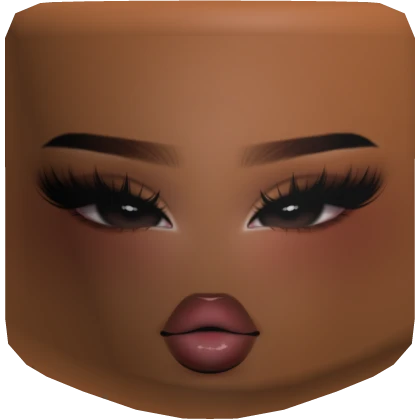 Cute Mink Latina Makeup