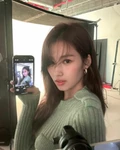 kpop emote queen